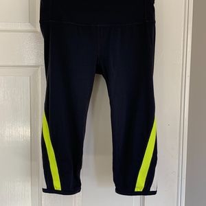 🚴‍♀️ GapFit Activewear Crop Leggings 🧘‍♀️